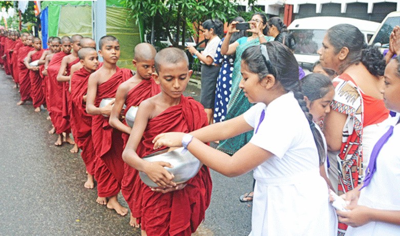 The bishopians did alms giving to the Pindapaatha Saamanera monks - Buzzer