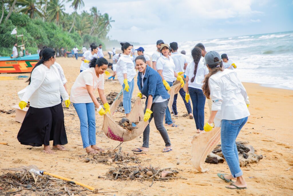 Raja Jewellers Empowers Environmental Protection with Beach CleanUp on