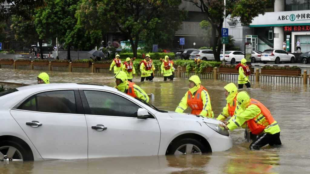 Severe damage to China from the violent Typhoon 'Doksuri' - Buzzer