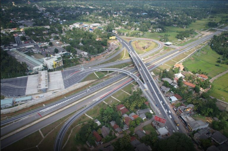 Expressway security operations to be handed over to Rakna Lanka Limited?